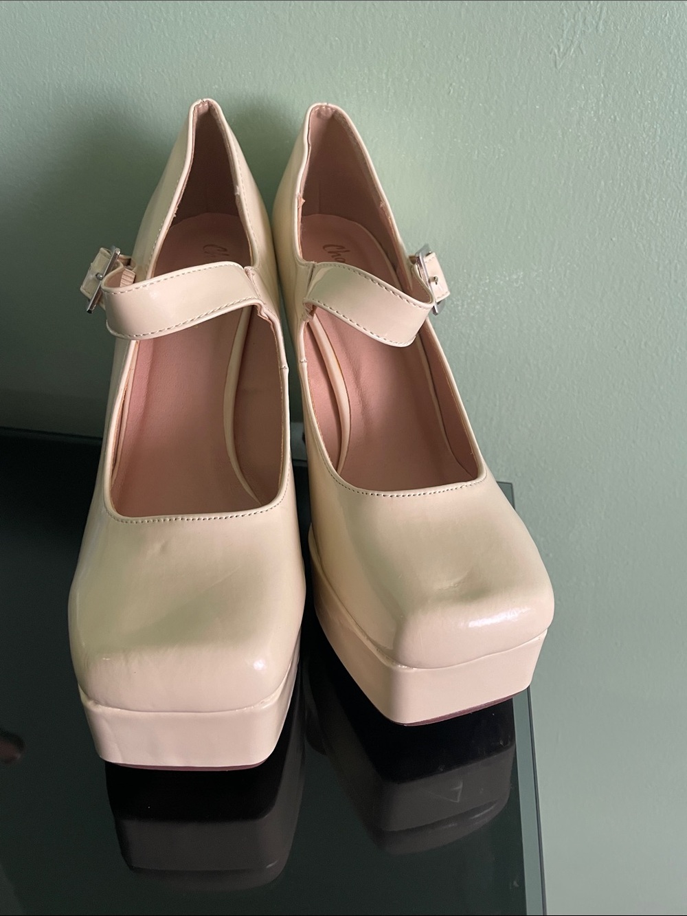 Chase Chloe Mary Jane Platform Pumps in Cream - Women Shoes size 10